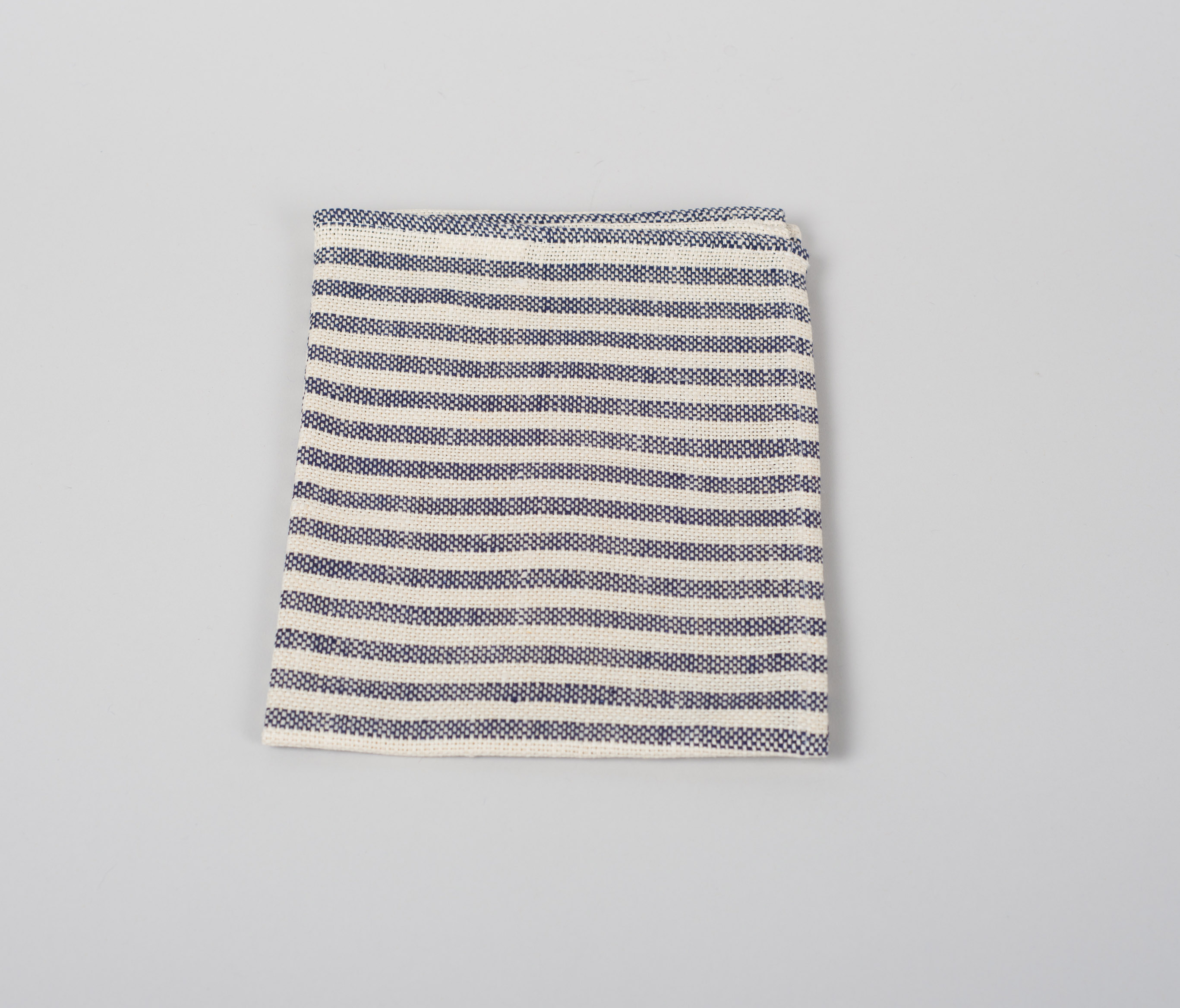 https://catesthill.com/wp-content/uploads/2015/04/9-chambray-linen-tea-towels-c2a318.jpg